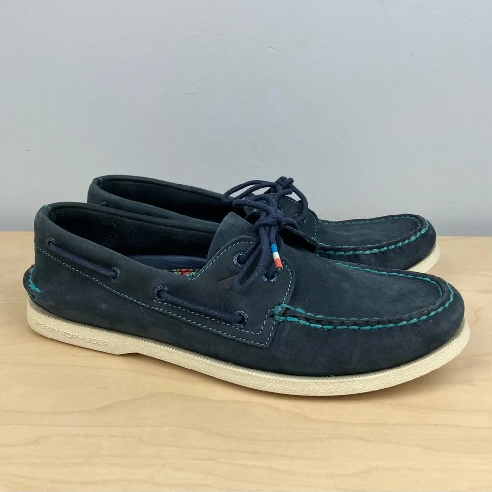 Sperry Top-Sider Men’s Size 10.0 Classic 2-Eye Boat Shoes Navy Blue Leather